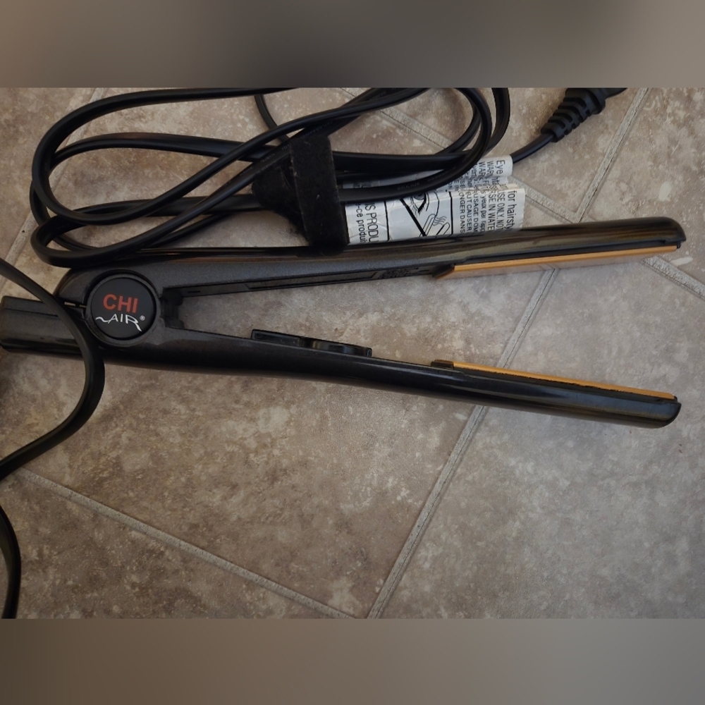 CHI Air Classic Tourmaline Ceramic Hairstyling Iron
